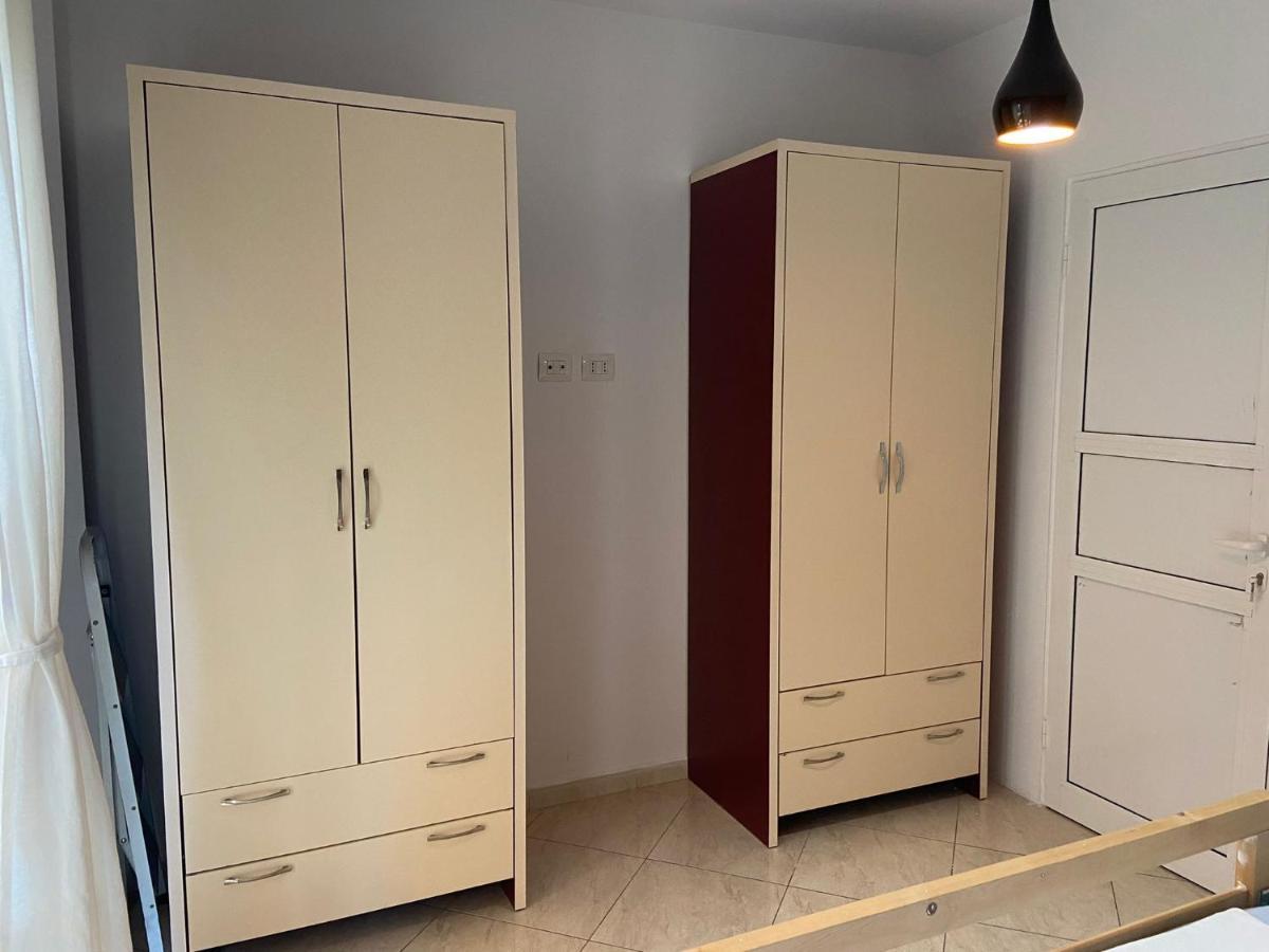 Lungomare Vlore Con Garage Privato 2 Apartment ภายนอก รูปภาพ