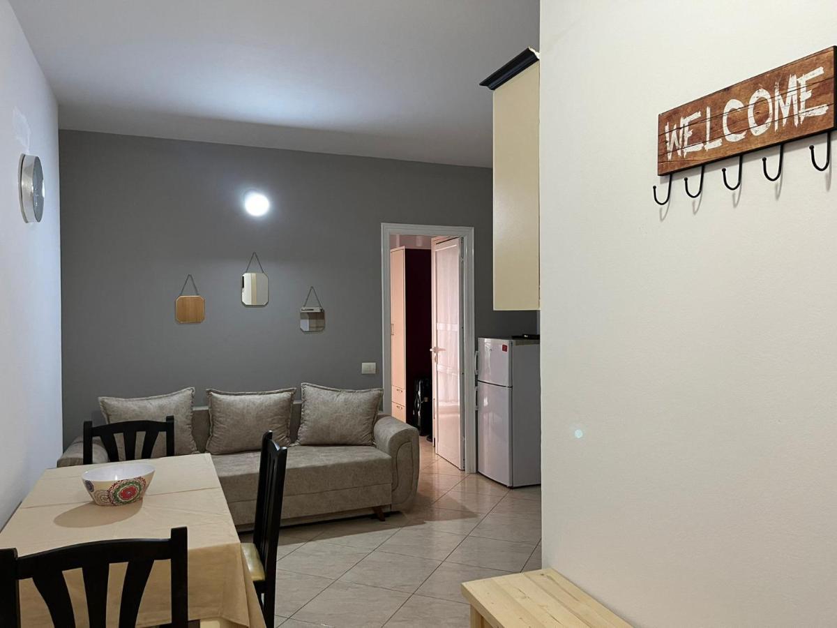 Lungomare Vlore Con Garage Privato 2 Apartment ภายนอก รูปภาพ